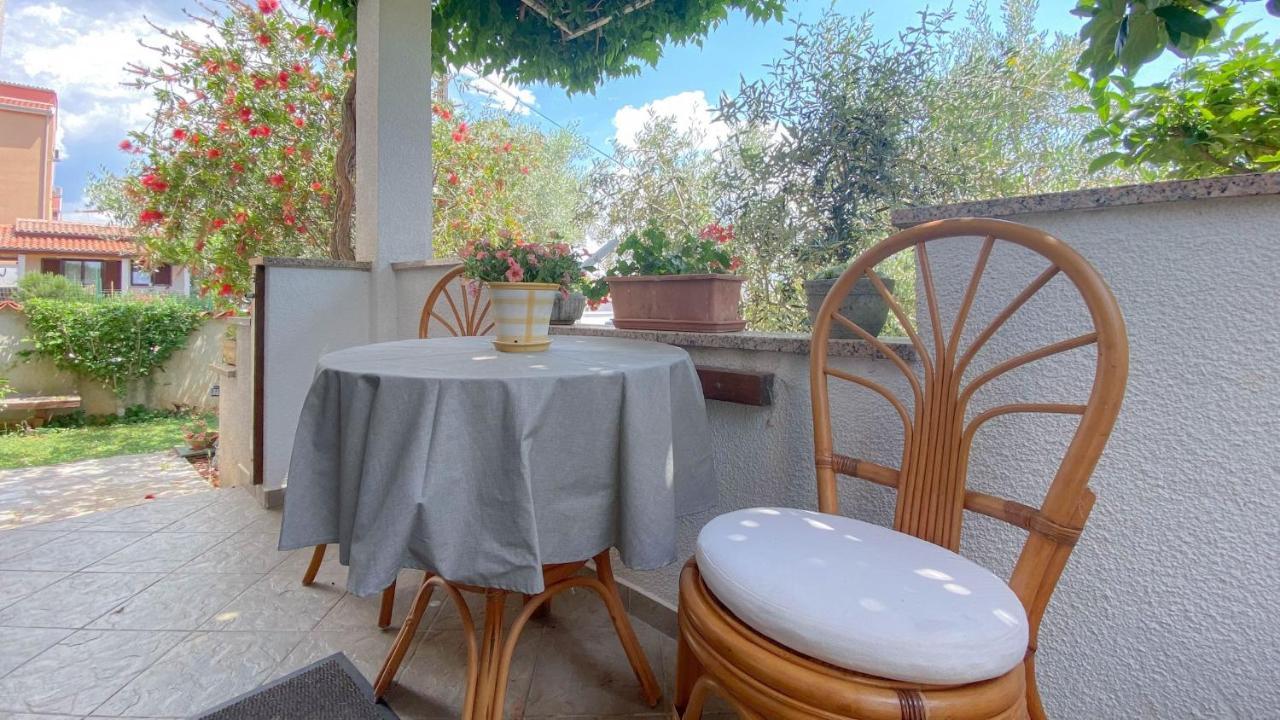 Santo Appartement Novigrad Istria Buitenkant foto
