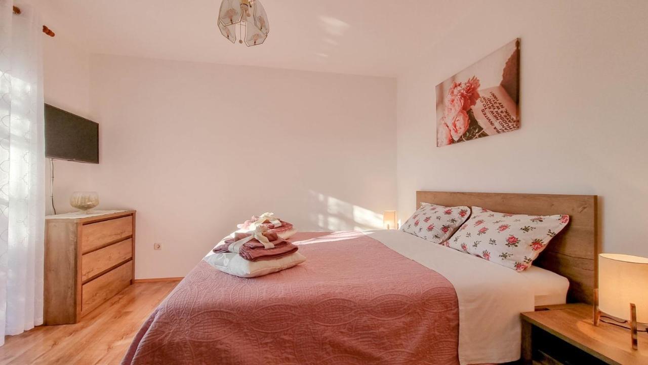 Santo Appartement Novigrad Istria Buitenkant foto